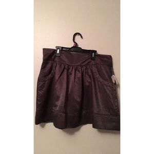 Elle woman’s short skirt